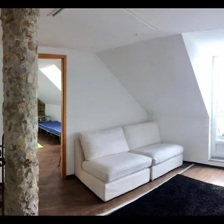 Дом отдыха Modern Stone House In With Jacuzzi Балатонфюред
