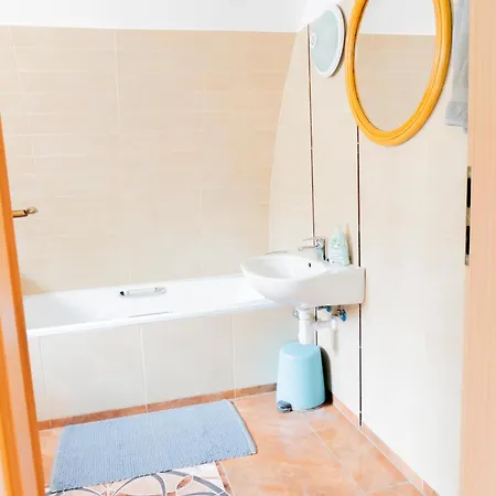 Feriehus Modern Stone House In With Jacuzzi *