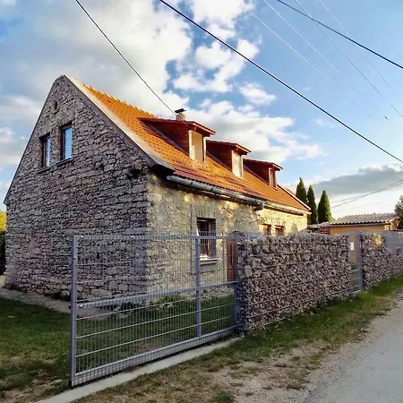 Modern Stone House In With Jacuzzi 펜션 *